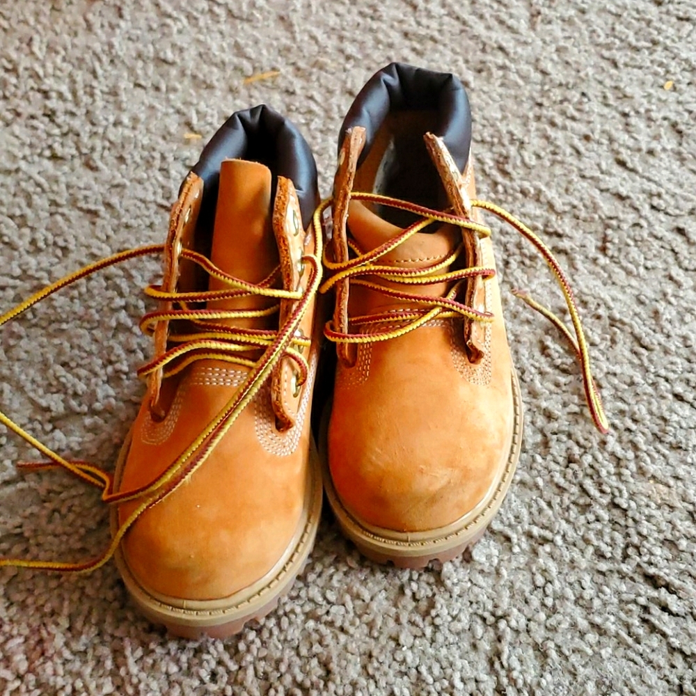 Kids boots
